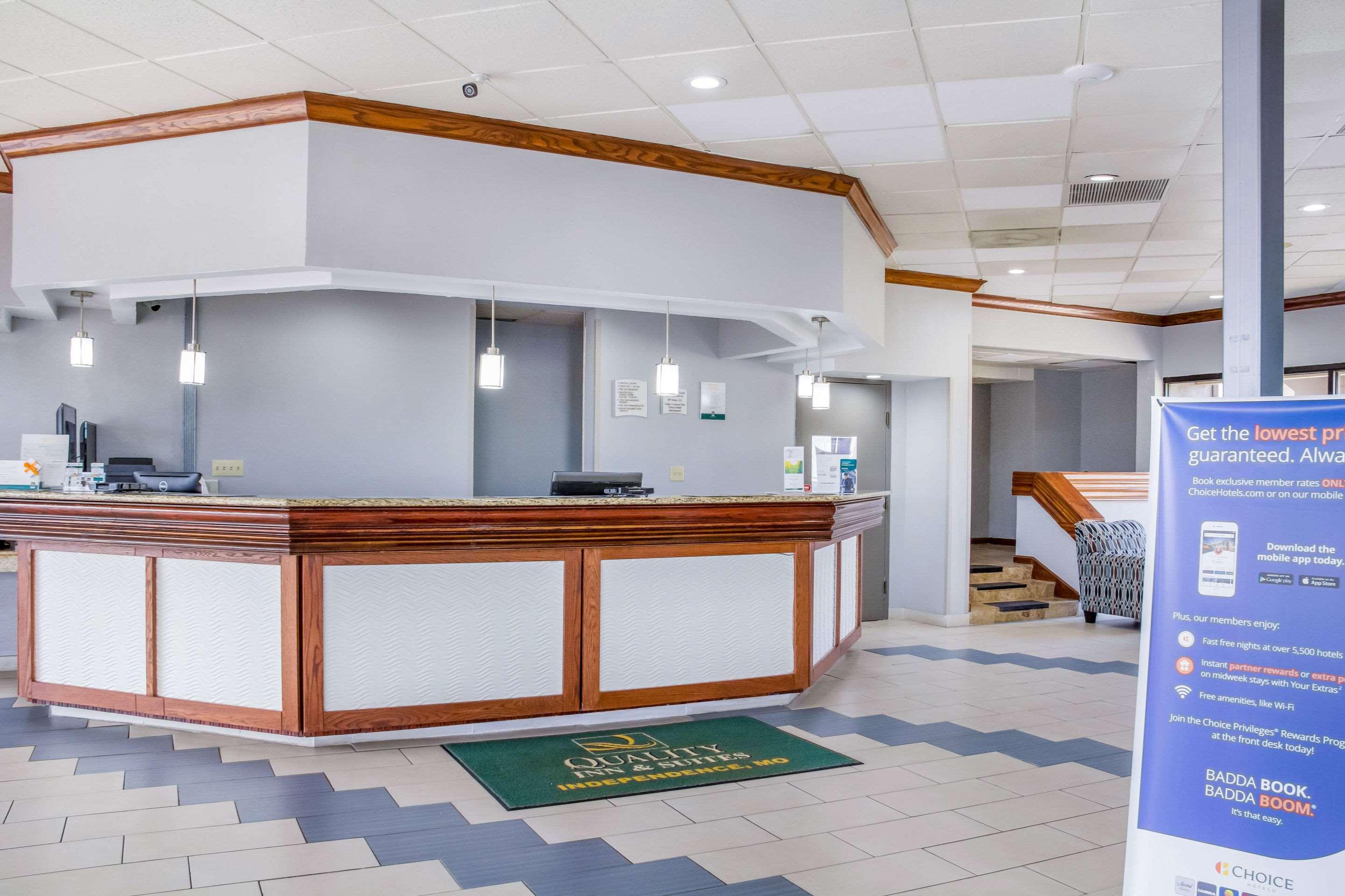Quality Inn & Suites Kansas City - Independence I-70 East Exteriér fotografie