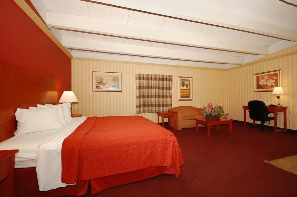 Quality Inn & Suites Kansas City - Independence I-70 East Exteriér fotografie